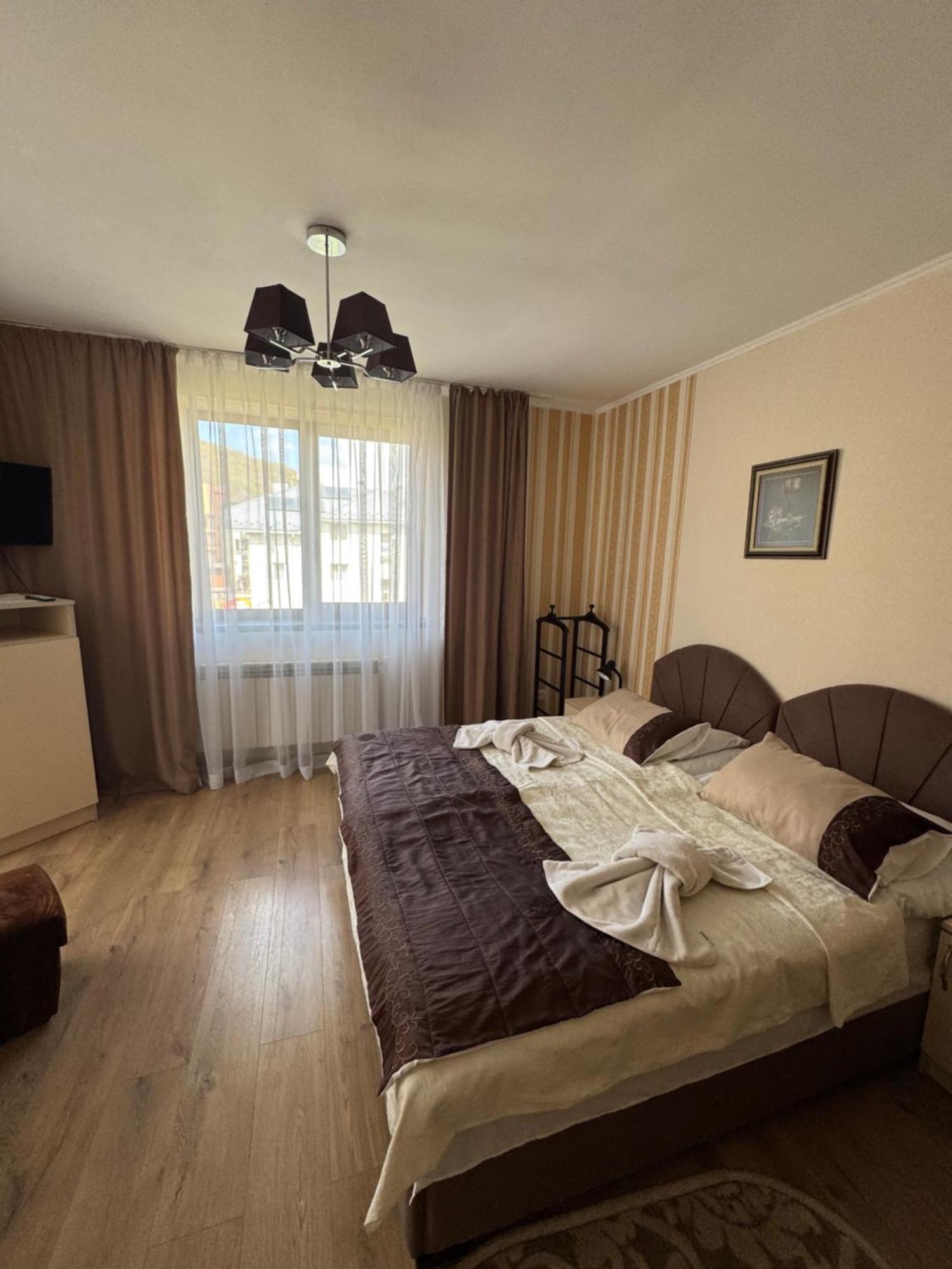 сонячна перлина Hotel Polyana (Transcarpathia)